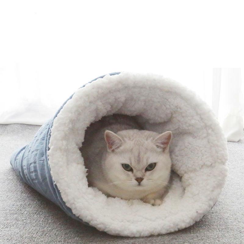 Super Cozy Christmas Cat Nest: Your Furry Friend's Ultimate Comfort Zone